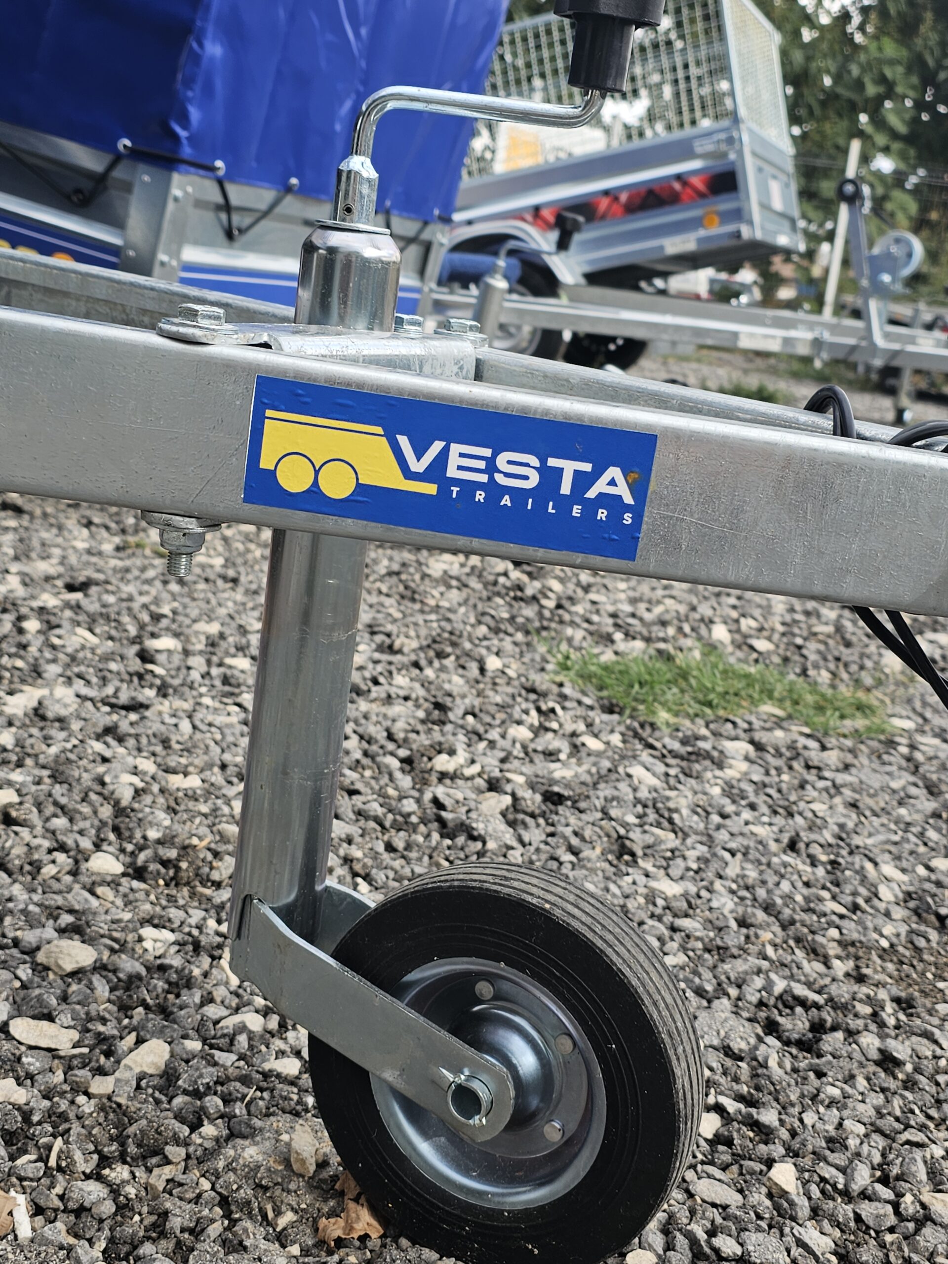 Туристическо, самосвално ремарке VESTA LIGHT 23 с брезент и шпригли - Image 9